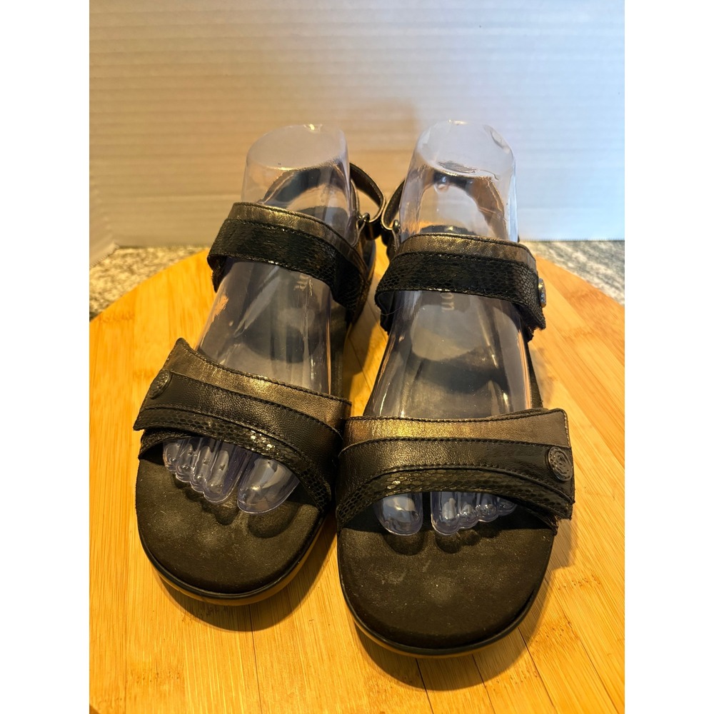 Aravon Women Black Metallic Leather Comfort Walking Sandals Adjustable Straps